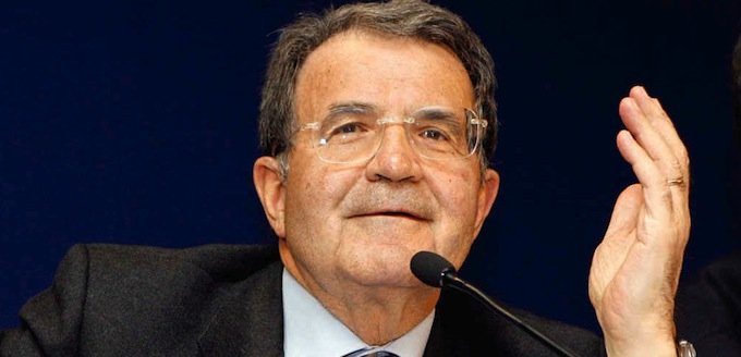 Romano Prodi a Passaggi discute disuguaglianza e svalutazione del lavoro