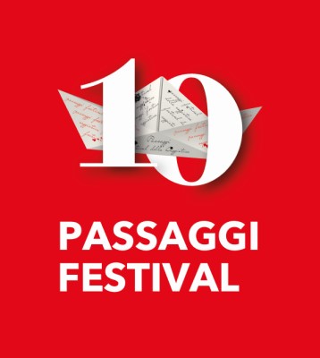 Logo decima edizione 2022 Passaggi Festival - Grafica Maria Chiara Indelicato 