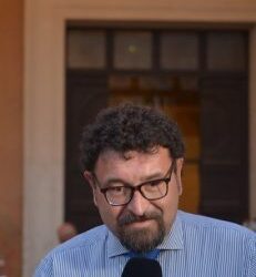 Giorgio Santelli, in uscita il giallo ambientale “Sotto le ceneri”