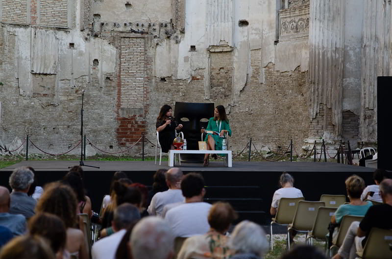 “C’è un soffio di Didone in tutte noi”: Marilù Oliva a Passaggi Festival