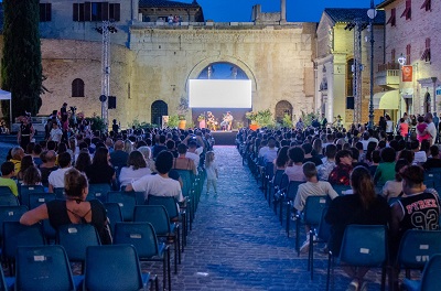 Fuori Passaggi: viaggio tra emozioni e musica / Laboratori e Masterclass: aperte le prenotazioni